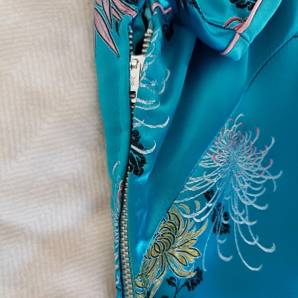 Vintage Peony 1980's Satin Cheongsam Dress. Sz 38 (8-10) - Picture 9 of 13